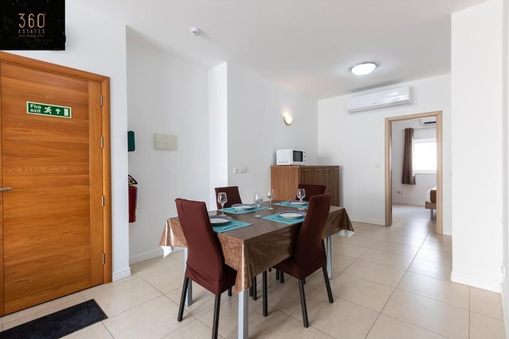 Beautiful, Notch 1 Bedroom Just Off The Coast By 360 Estates *