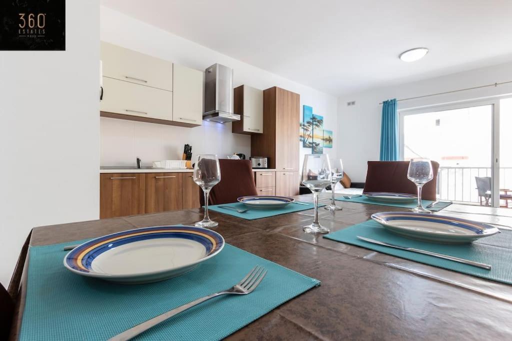 Beautiful, Notch 1 Bedroom Just Off The Coast By 360 Estates * St. Paul's Bay