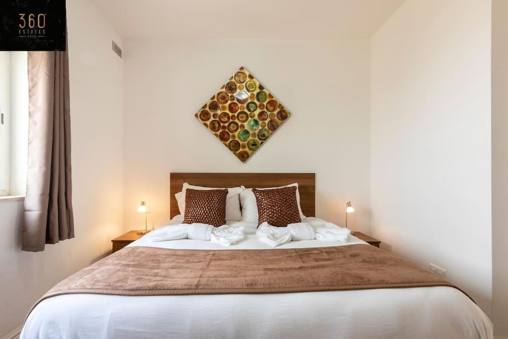 Apartment Beautiful, Notch 1 Bedroom Just Off The Coast By 360 Estates St. Paul's Bay
