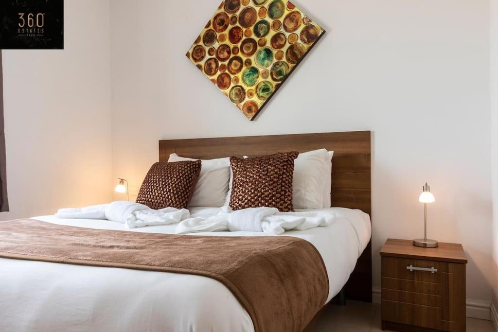 Beautiful, Notch 1 Bedroom Just Off The Coast By 360 Estates St. Paul's Bay